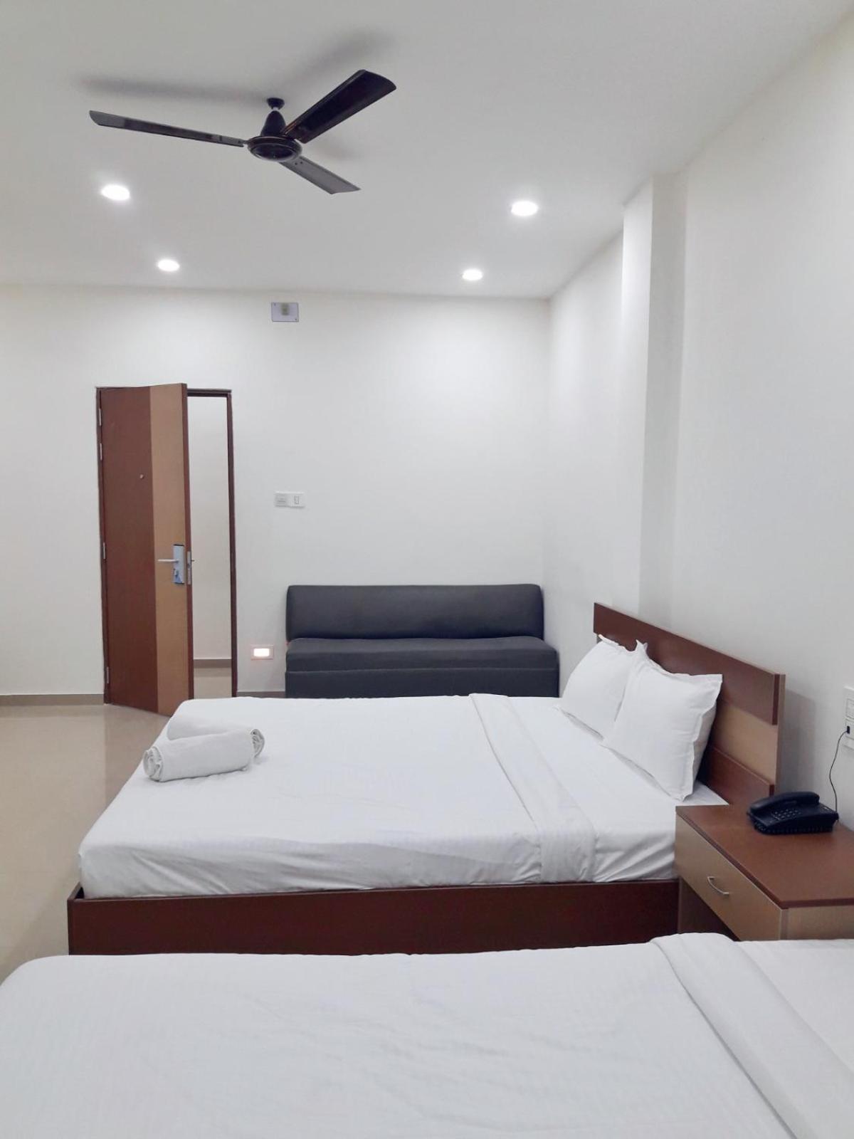 כלכותה Hotel Park Victoria מראה חיצוני תמונה